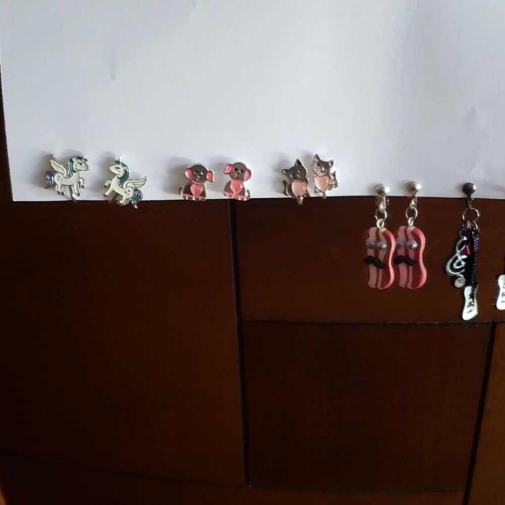 5 pairs of Kids clip on earings